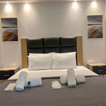 Thomas Studios & Apartments Paralia Экстерьер фото