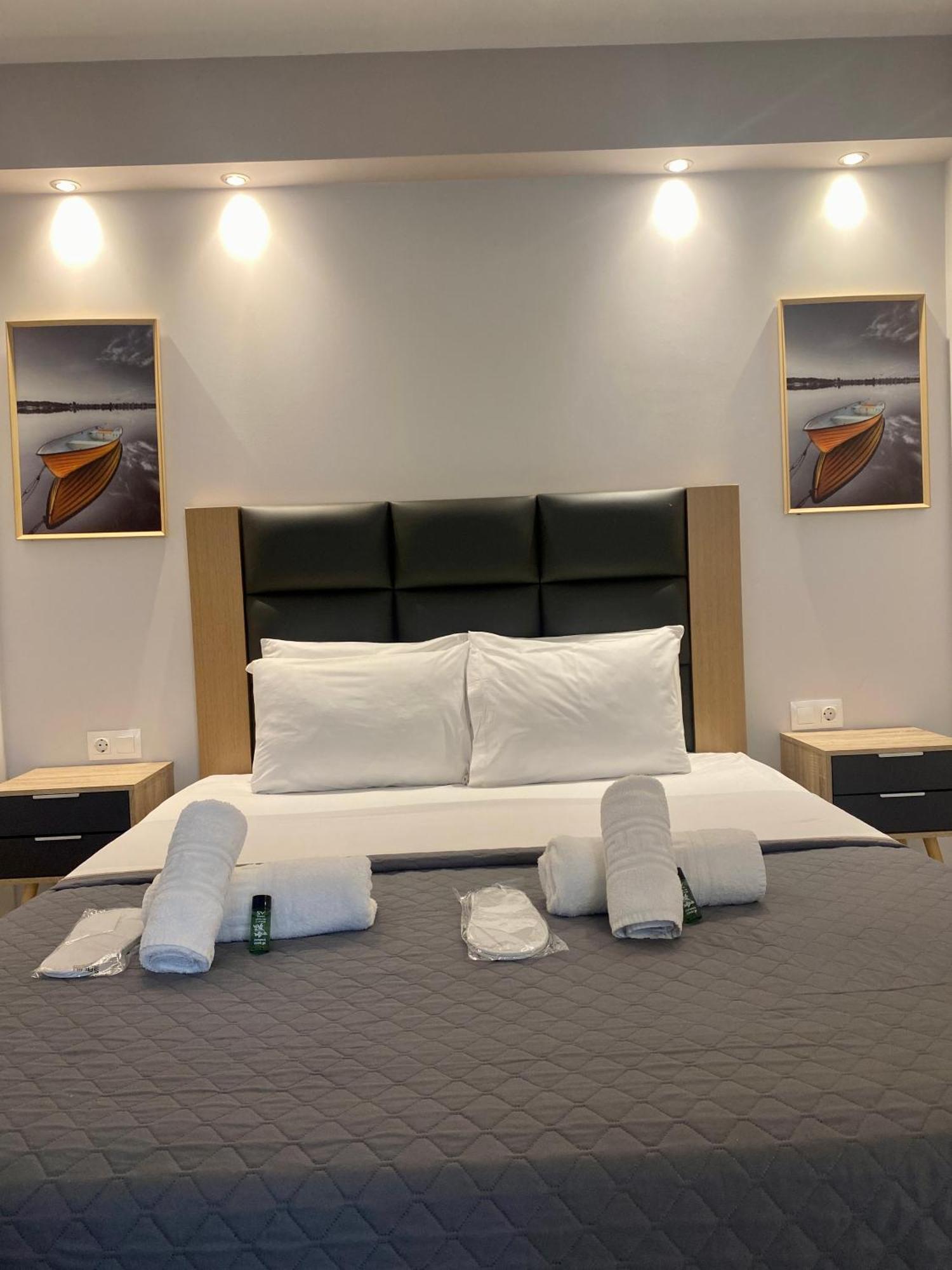 Thomas Studios & Apartments Paralia Экстерьер фото